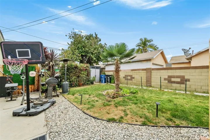 12343 Rives Avenue, Downey, California 90242