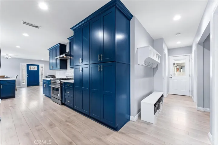 15820 Leffingwell Road, Whittier, California 90604