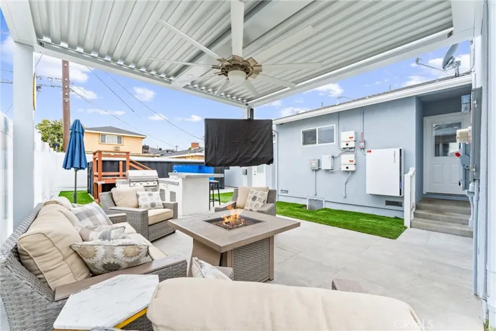 15820 Leffingwell Road, Whittier, California 90604