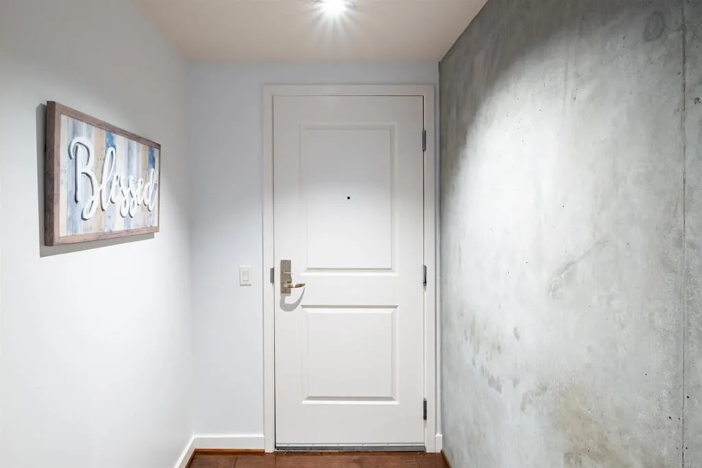 1080 Park Boulevard, San Diego, California 92101 home-pic-24