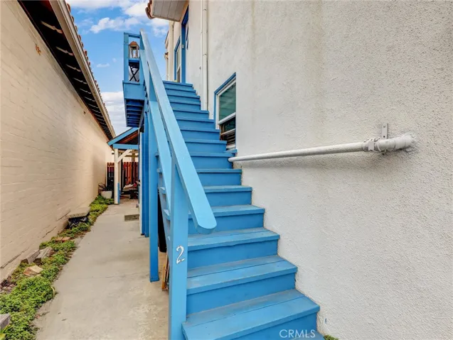 upstairs 2 bed 1 bath