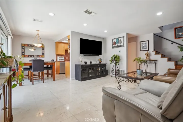 20332 Flower Gate Lane 7, Yorba Linda, California 92886