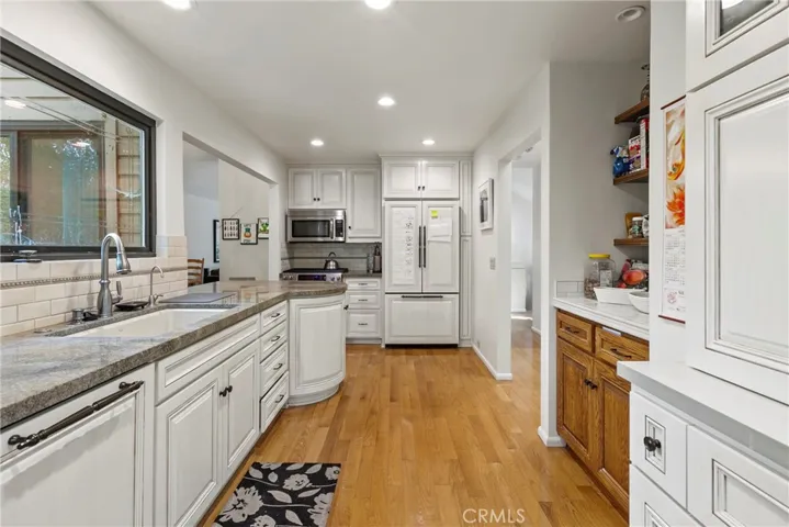 672 Serrano Drive 9, San Luis Obispo, California 93405
