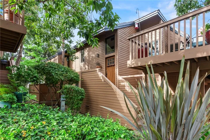 672 Serrano Drive 9, San Luis Obispo, California 93405