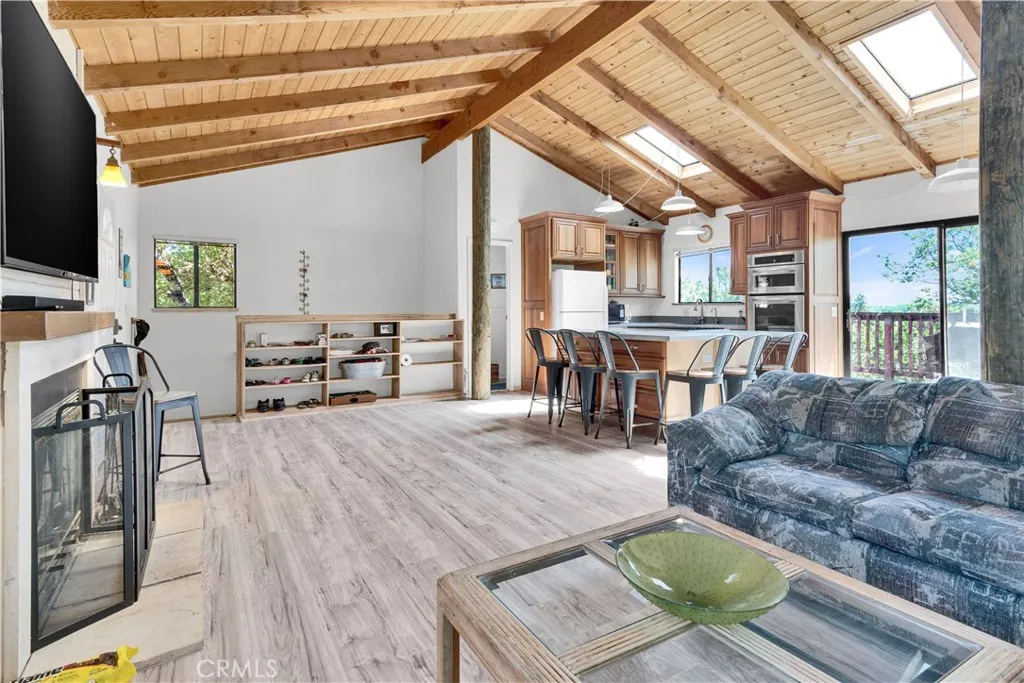 2664 Pine Ridge Road, Bradley, California 93426 home-pic-9
