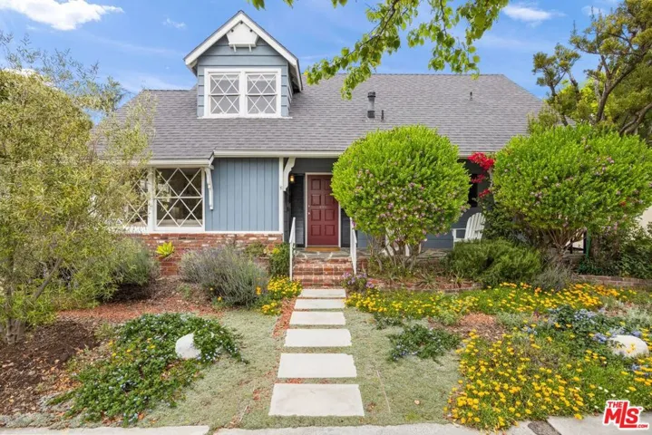 11121 Franklin Avenue, Culver City, California 90230