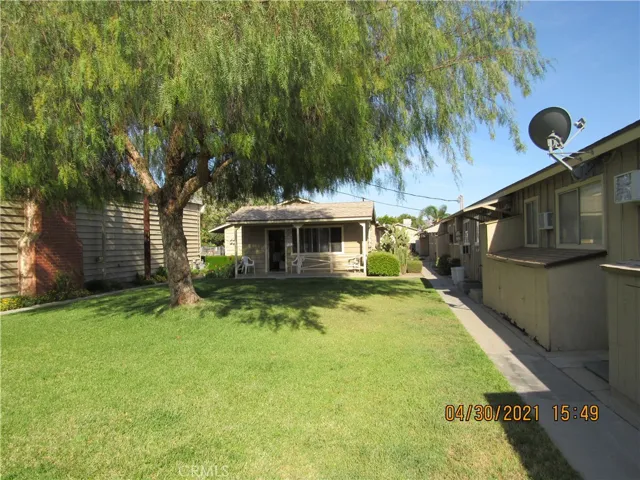 150 E Lakeshore Drive 79, Lake Elsinore, California 92530