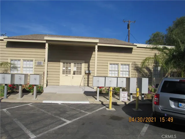150 E Lakeshore Drive 79, Lake Elsinore, California 92530
