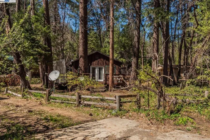 60 Dorleska Ct, Trinity Center, California 96091