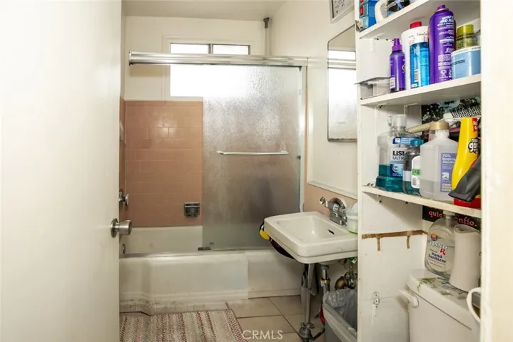 7347 Bakman Avenue, Sun Valley, California 91352