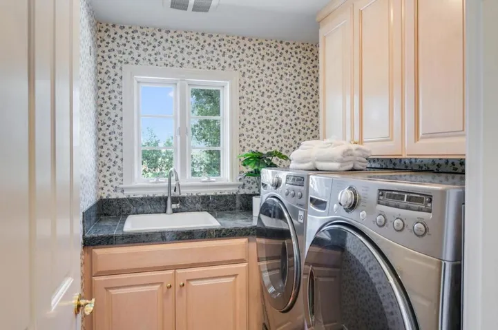 681 San Juan Street, Stanford, California 94305