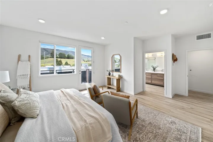 2475 Victoria Avenue 410, San Luis Obispo, California 93401