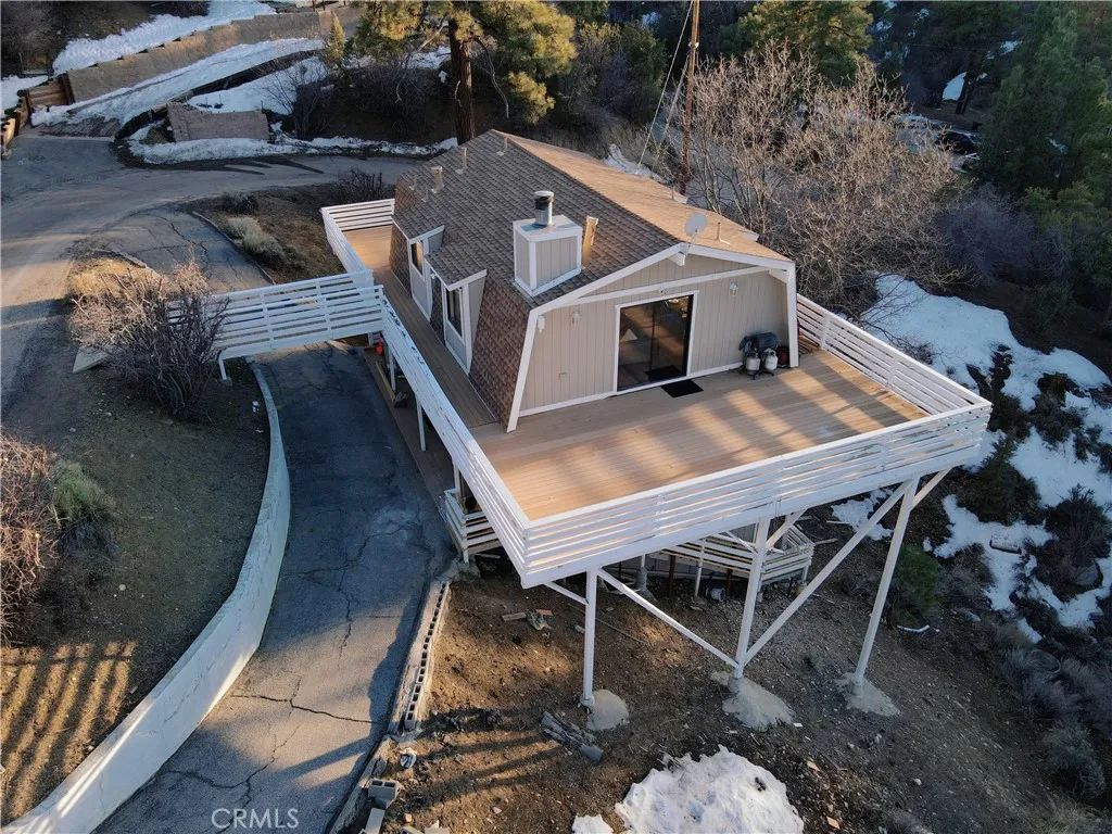 520 S Marlowe Drive, Big Bear City, California 92314 home-pic-38