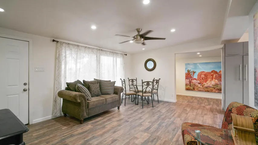 Living room 2