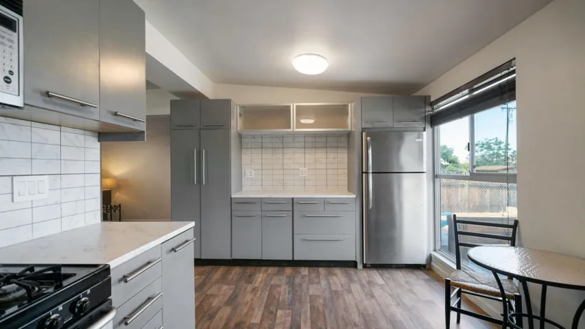 Kitchen 3