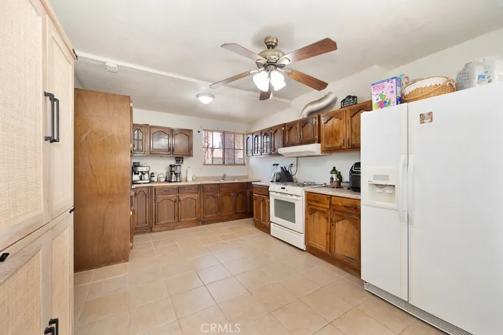 1107 B. Street, Brawley, California 92227