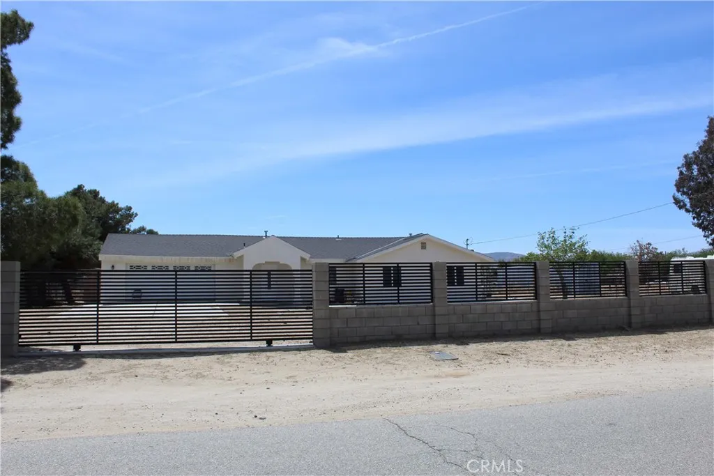 10128 E Avenue S 12, Littlerock, California 93543, 3 Bedrooms Bedrooms, ,3 BathroomsBathrooms,Residential,For Sale,Ave S12,SR25090993