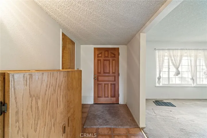 117 Spring Way, Madera, California 93637