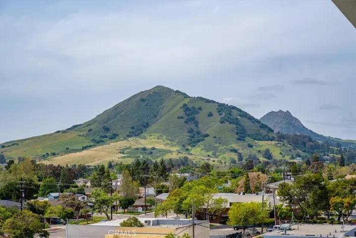 2475 Victoria Avenue 408, San Luis Obispo, California 93401