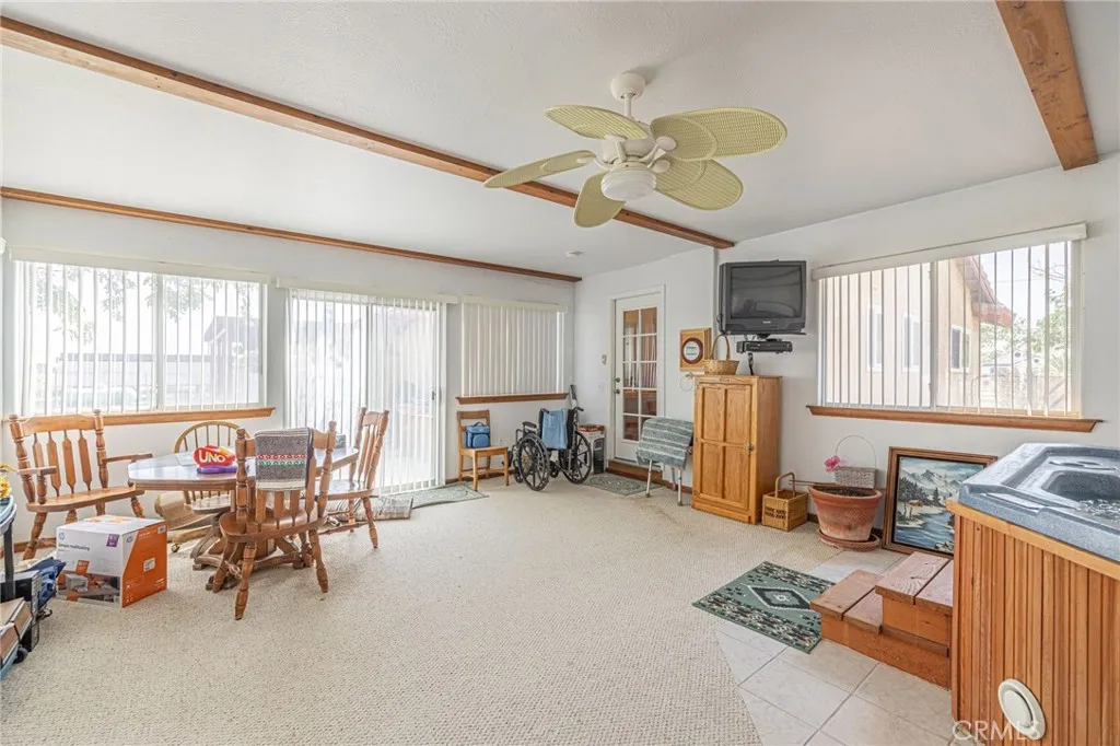 8541 W Avenue D, Lancaster, California 93536 home-pic-27