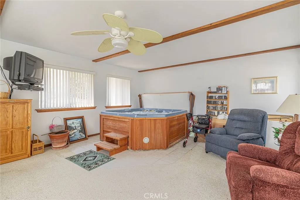 8541 W Avenue D, Lancaster, California 93536 home-pic-26