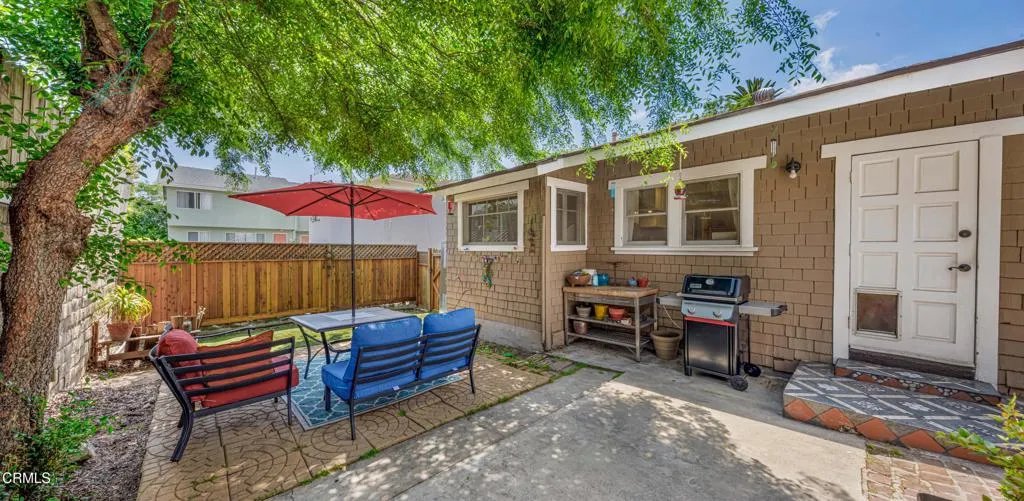 1318 N Marengo Avenue, Pasadena, California 91103 home-pic-22