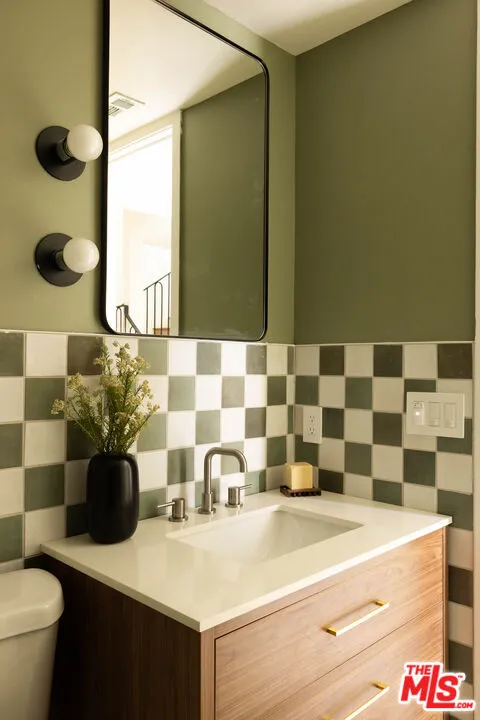 5241 Lunsford Drive, Los Angeles, California 90041 home-pic-23