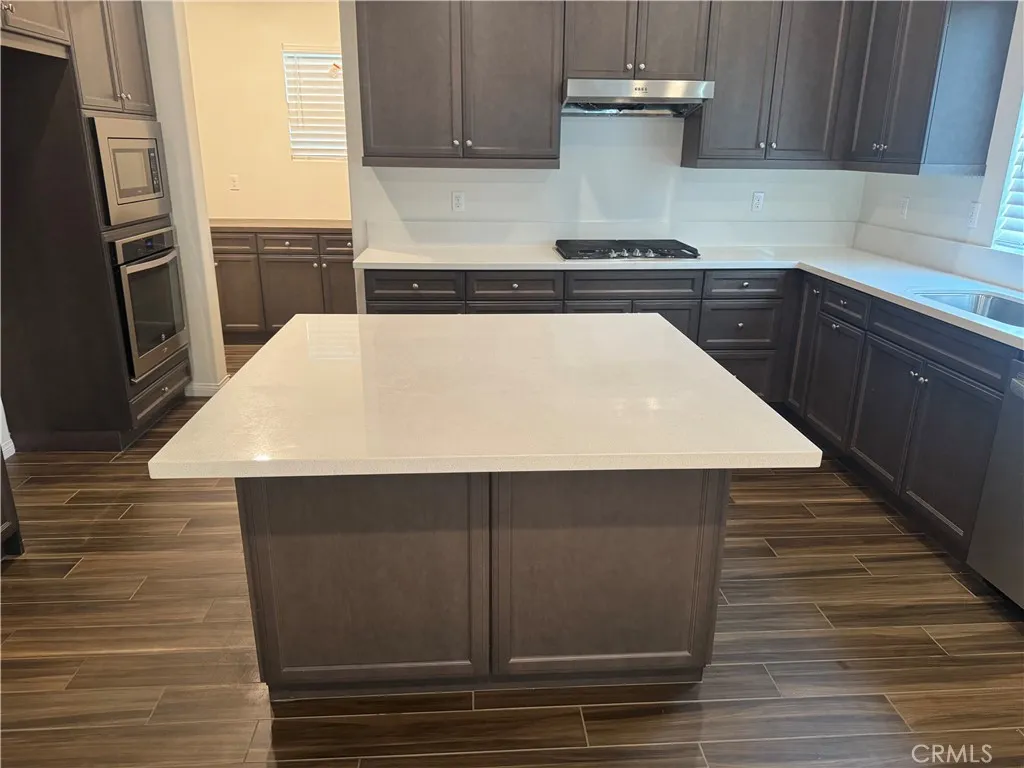 28582 Buttercup Way, Moreno Valley, California 92555 home-pic-7