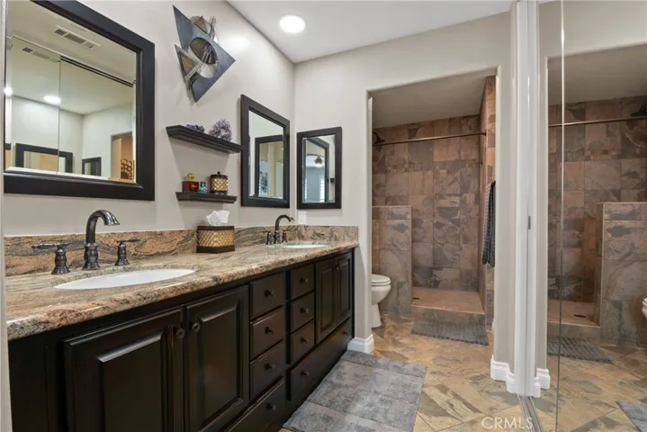 12 Saphir Way, Aliso Viejo, California 92656
