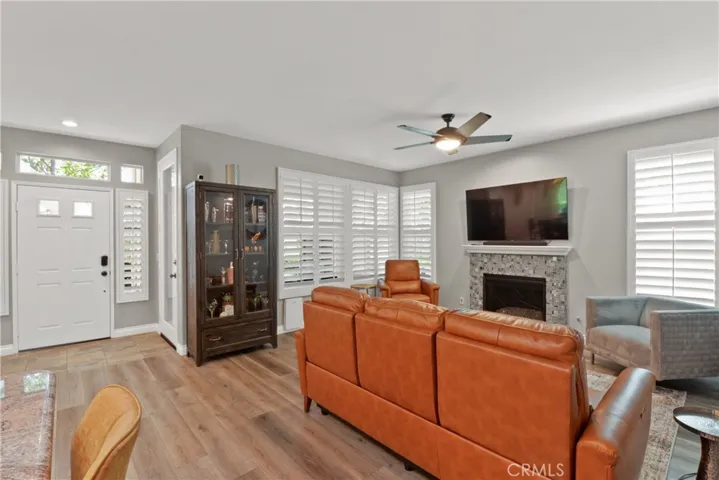 12 Saphir Way, Aliso Viejo, California 92656