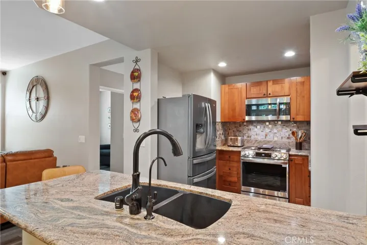 12 Saphir Way, Aliso Viejo, California 92656
