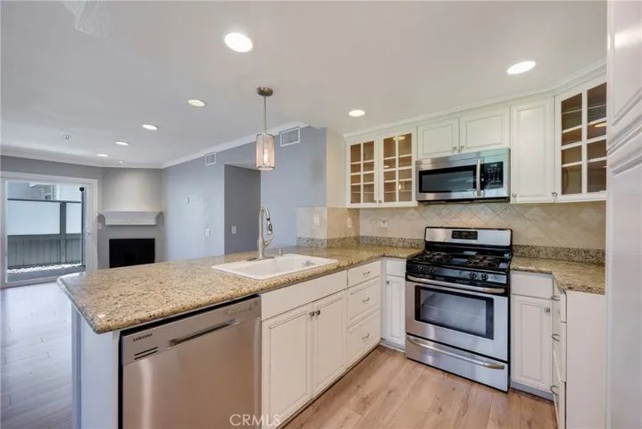 Kitchen features granite counters and Stainless Steel appliances