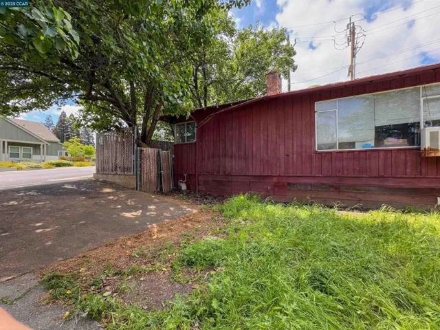 2210 Pleasant Hill Rd, Pleasant Hill, California 94523