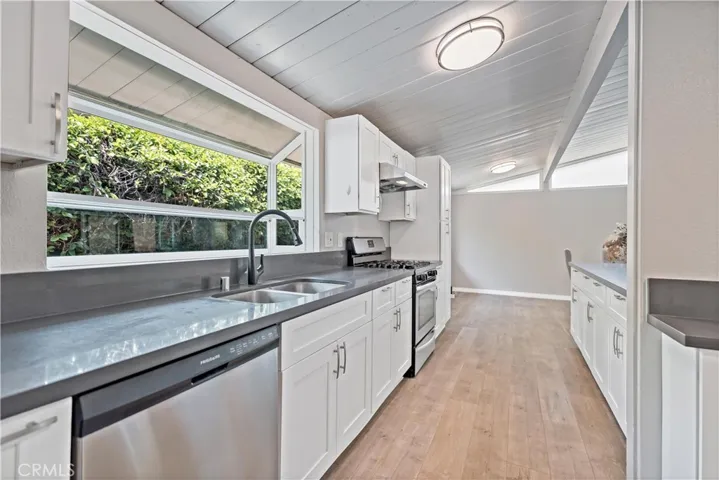 625 E Florence Avenue, West Covina, California 91790