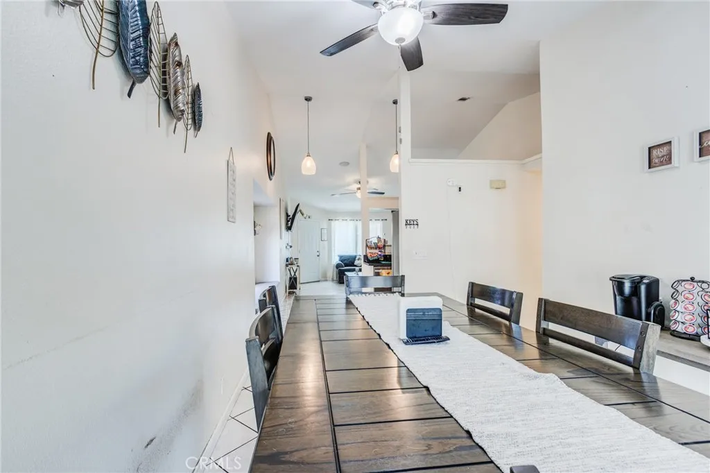 108 Oaktree Drive, Perris, California 92571 home-pic-15