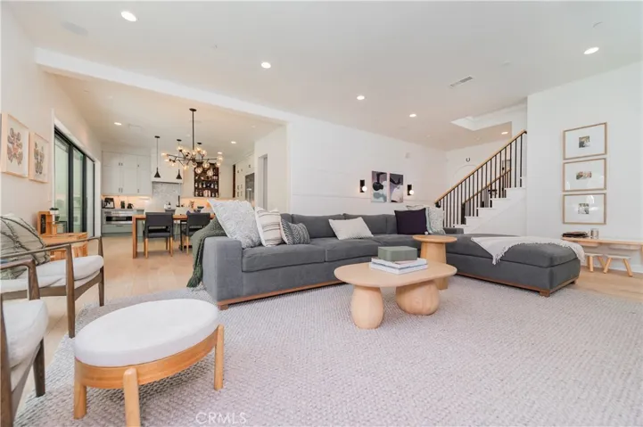 13 Goldenrod, Lake Forest, California 92630