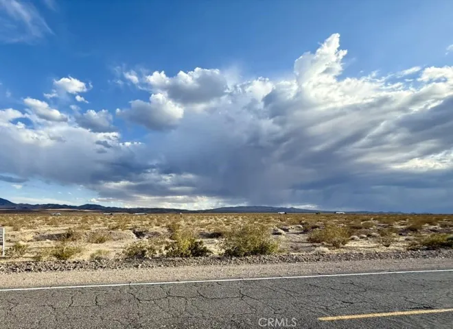 You can see the 40 fwy from this view.