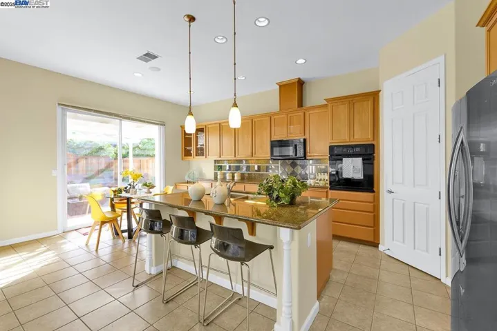 436 Wood Glen Dr, Richmond, California 94806