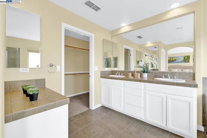 436 Wood Glen Dr, Richmond, California 94806