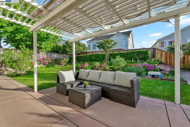 436 Wood Glen Dr, Richmond, California 94806