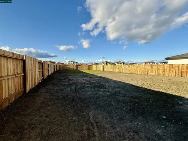 626 Shefford Dr, Vacaville, California 95687