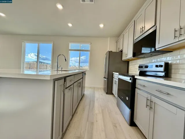 626 Shefford Dr, Vacaville, California 95687