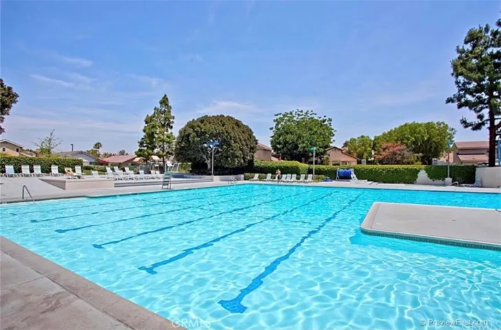 42 Wetstone 42, Irvine, California 92604