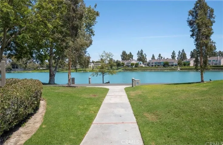 42 Wetstone 42, Irvine, California 92604