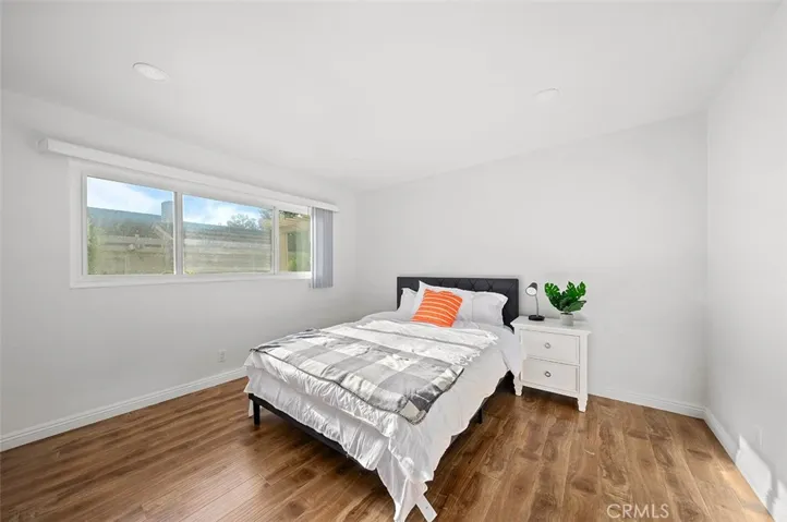 42 Wetstone 42, Irvine, California 92604