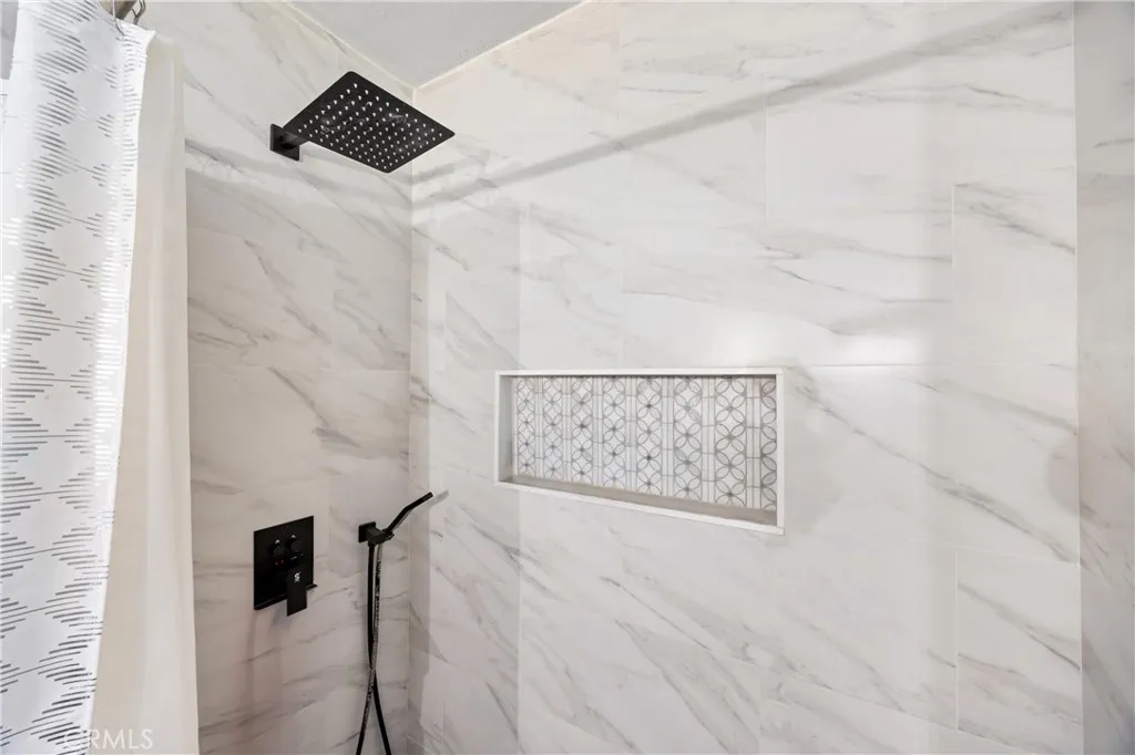 3102 Oakcreek Road, Chino Hills, California 91709 home-pic-32