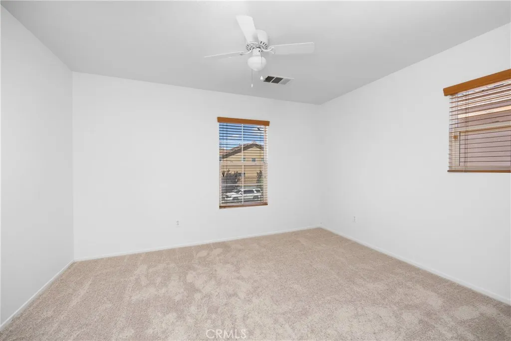 9331 Sapphire Avenue, Hesperia, California 92344 home-pic-27