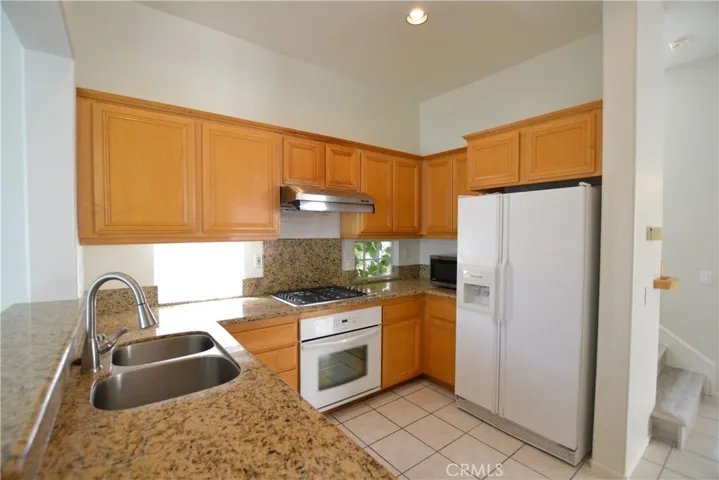 18 Altezza, Irvine, California 92606