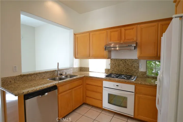 18 Altezza, Irvine, California 92606