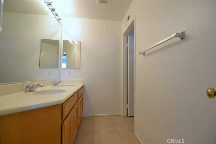 18 Altezza, Irvine, California 92606